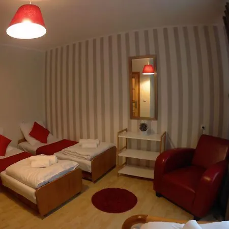 Willa Rytro Dom Wakacyjny W Gorach Do Wynajecia Na Wylacznosc Dla 15 Osob Holiday home