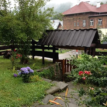 Holiday home Willa Rytro Dom Wakacyjny W Gorach Do Wynajecia Na Wylacznosc Dla 15 Osob